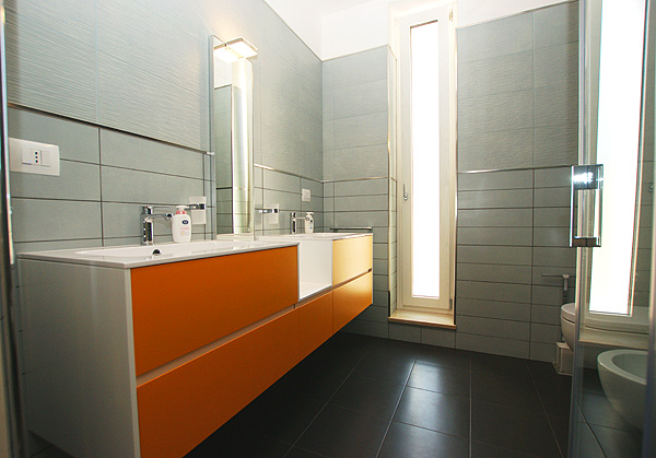 Villa-natalino-badezimmer-schlafbereich