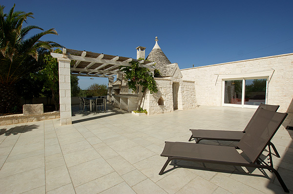 Villa-natalino-trullo-terrasse