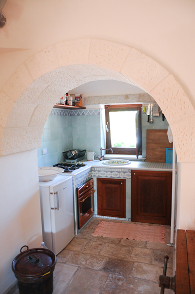 I-due-trulli-küche-Ulivo