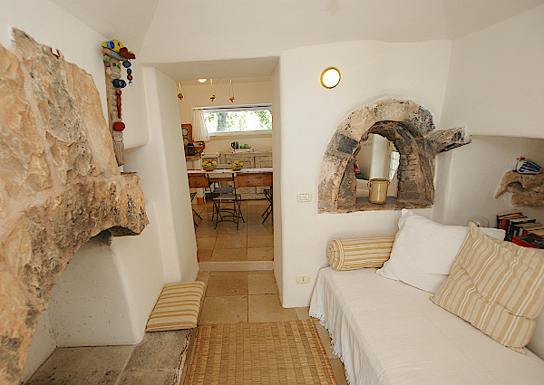 La-torretta-neu-kaminzimmer