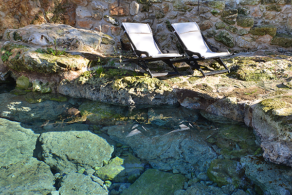 Pajara-grotte-liegestühle2