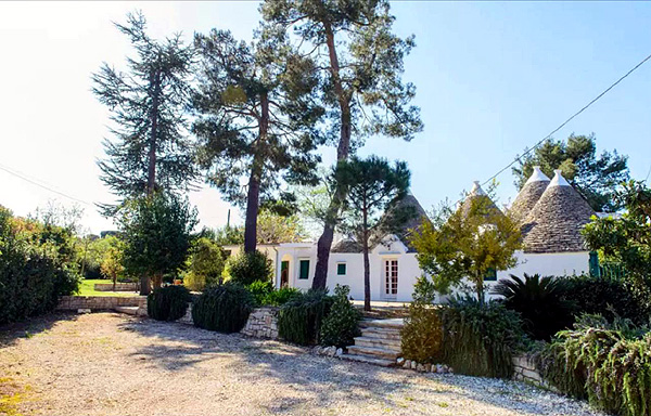 Trulli-dei-pini-trulli