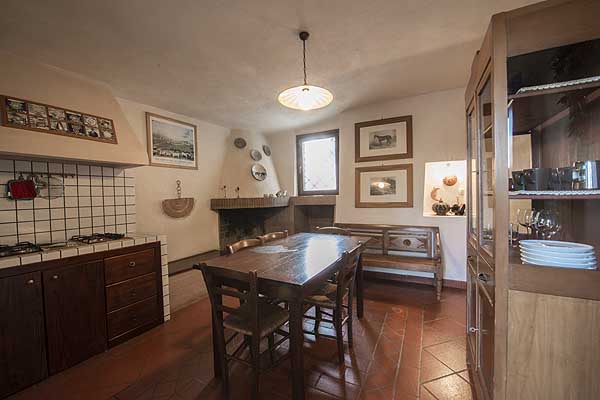 Villa-agreste-girasole-küche2