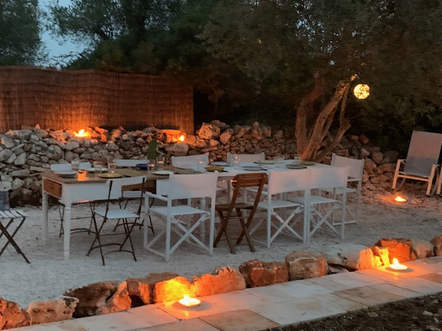 Torretta-tisch-abends